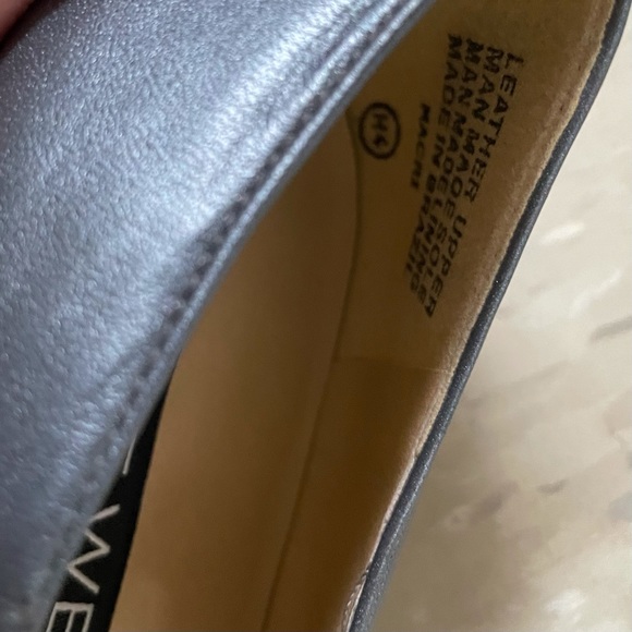 Nine West Metallic Blue Mary Jane 1” Flats Size 5 - Picture 3 of 4